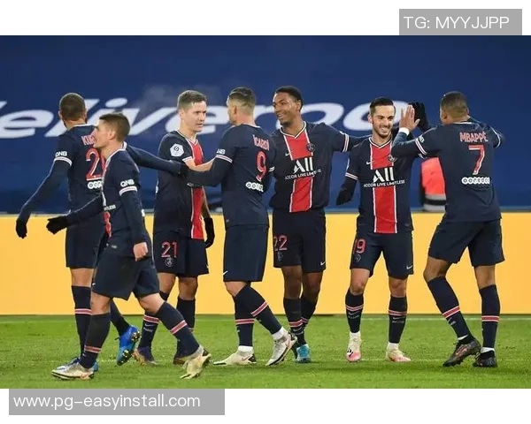 国王杯精彩对决巴黎圣日耳曼大胜那不勒斯帽子戏法引爆全场热情