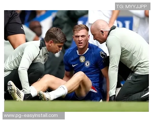 足总杯波尔图与切尔西战平神奇扑救引发争议判罚引发热议 足总杯波尔图与切尔西战平神奇扑救引发争议判罚引发热议