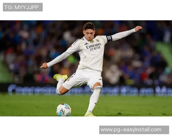 西甲激战皇马大胜热刺乌龙球成比赛转折点引发全场沸腾 西甲激战皇马大胜热刺乌龙球成比赛转折点引发全场沸腾